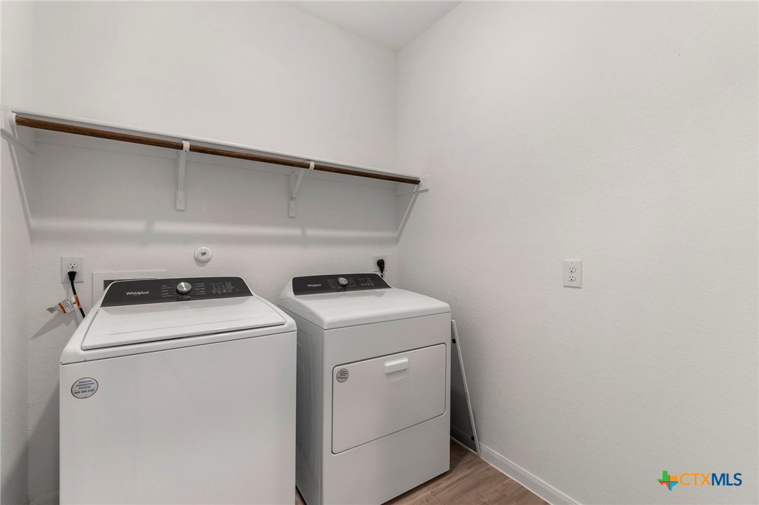 2741 Nueva Cordova