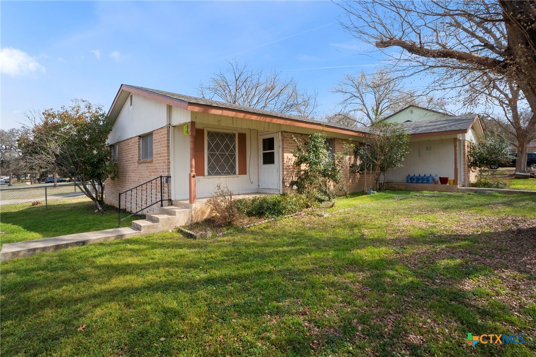 318 Craddock Avenue