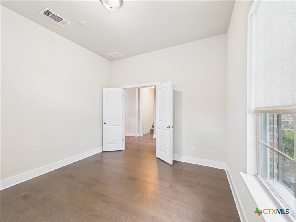 520 Academy Oaks Drive