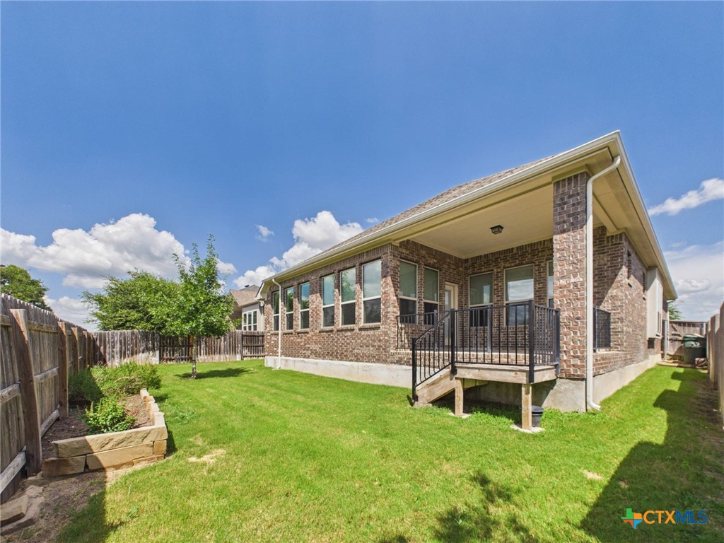 520 Academy Oaks Drive