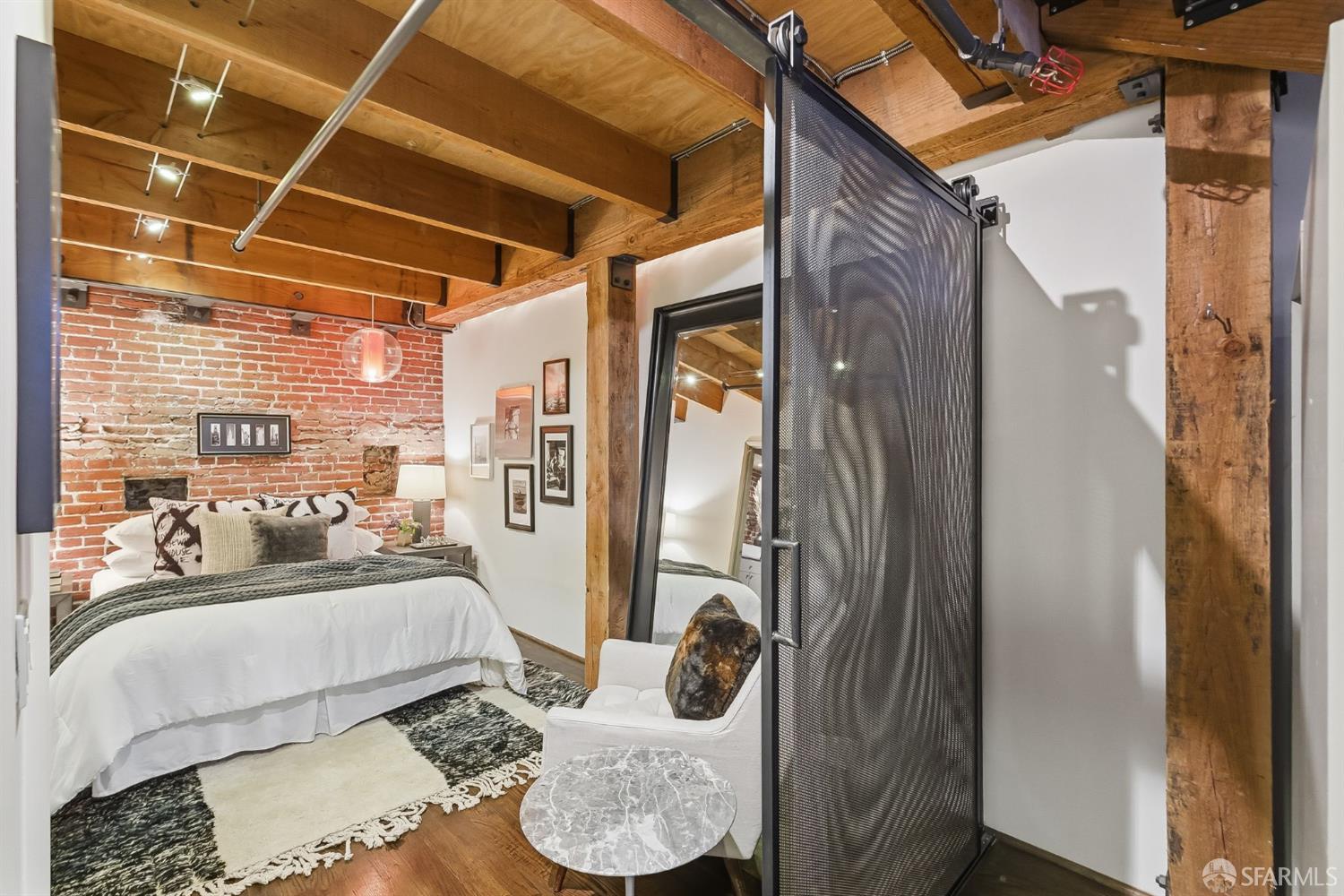 650 Delancey Street # 216