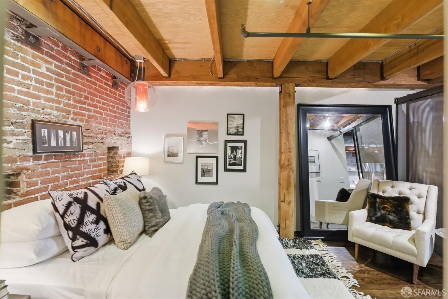 650 Delancey Street # 216