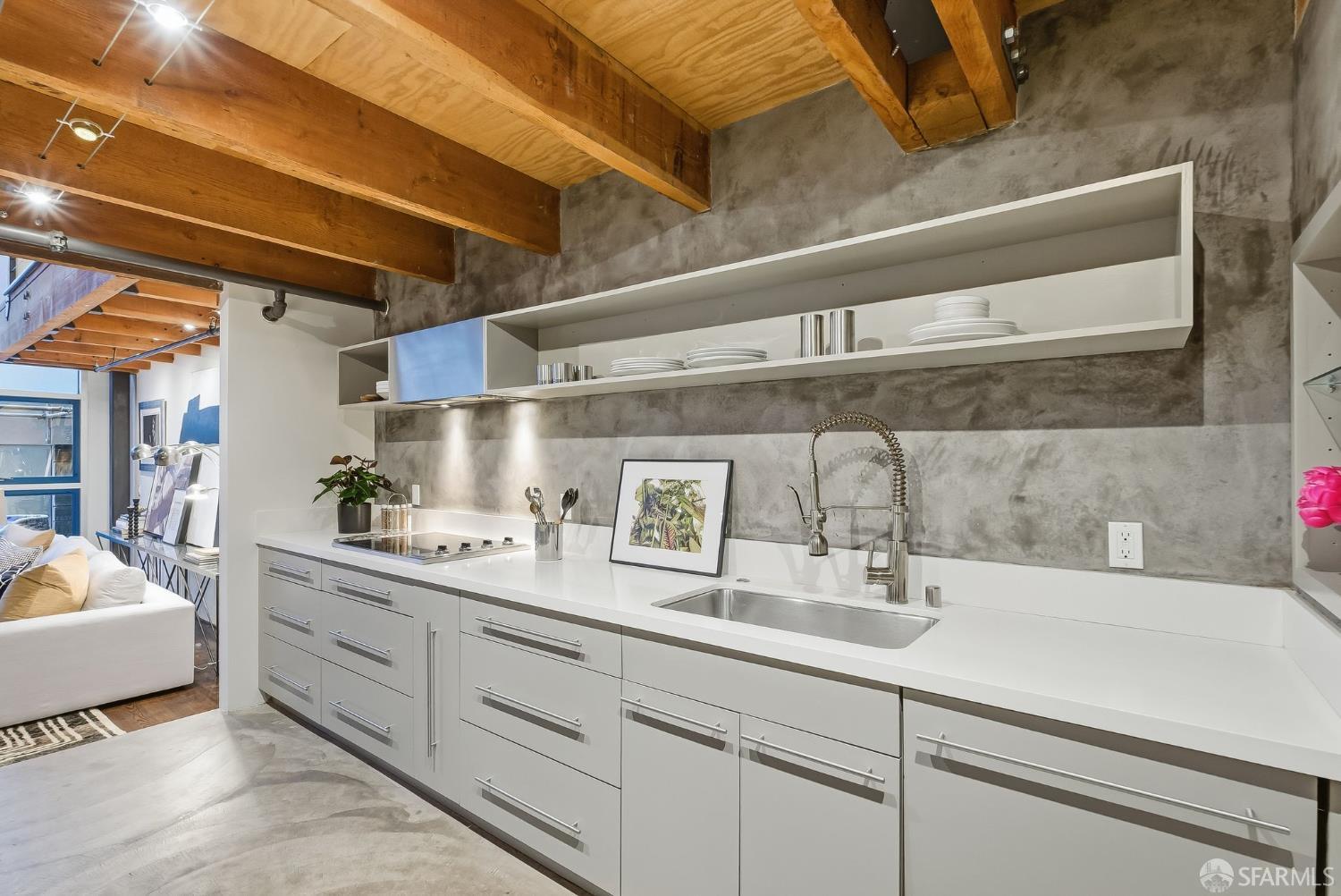 650 Delancey Street # 216