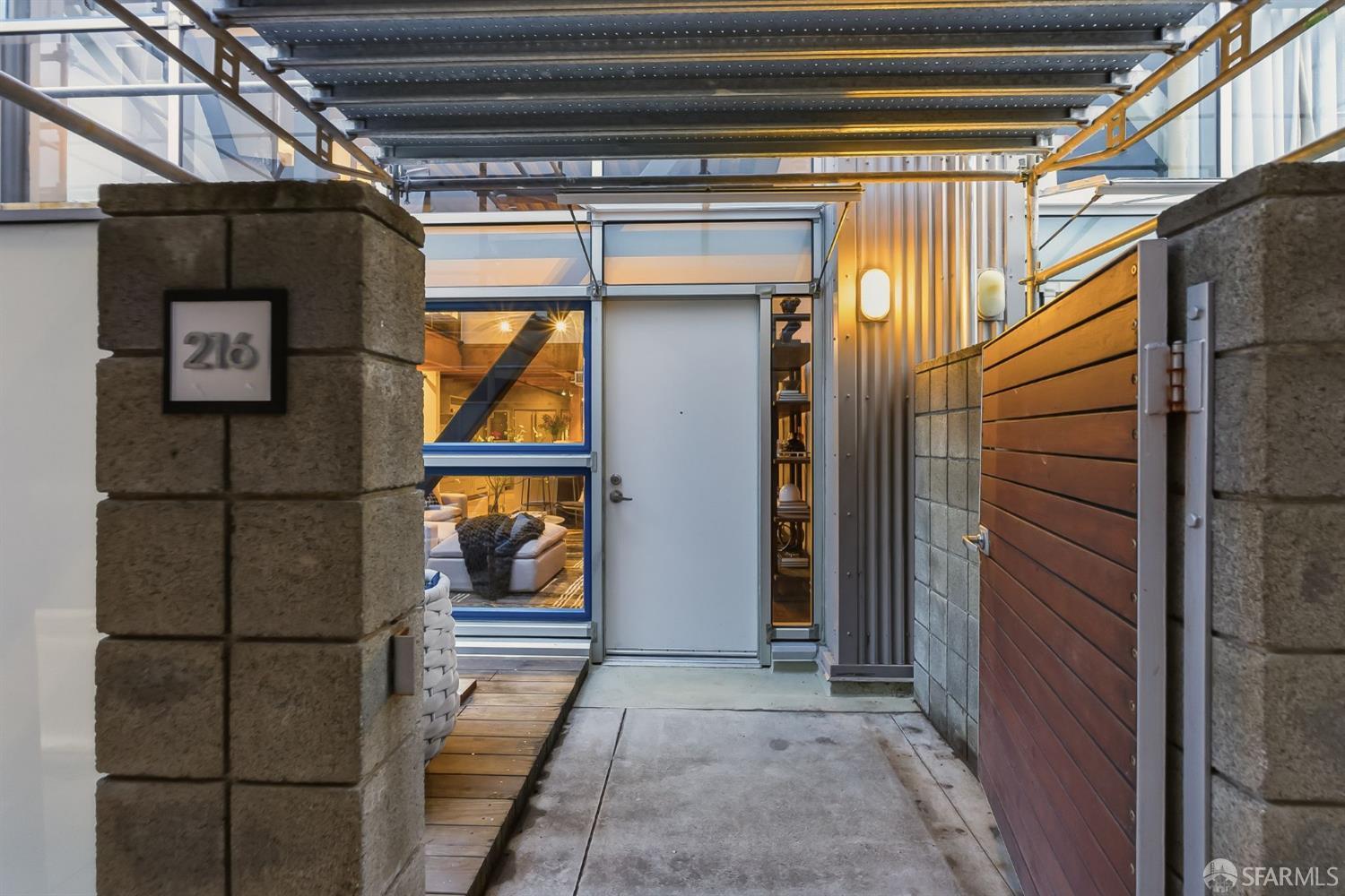 650 Delancey Street # 216