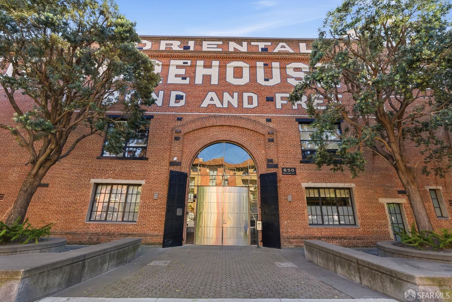 650 Delancey Street # 216