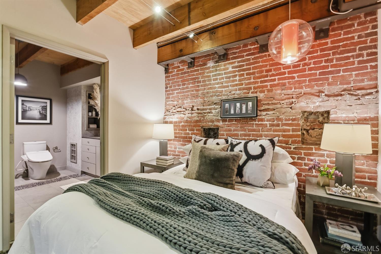 650 Delancey Street # 216