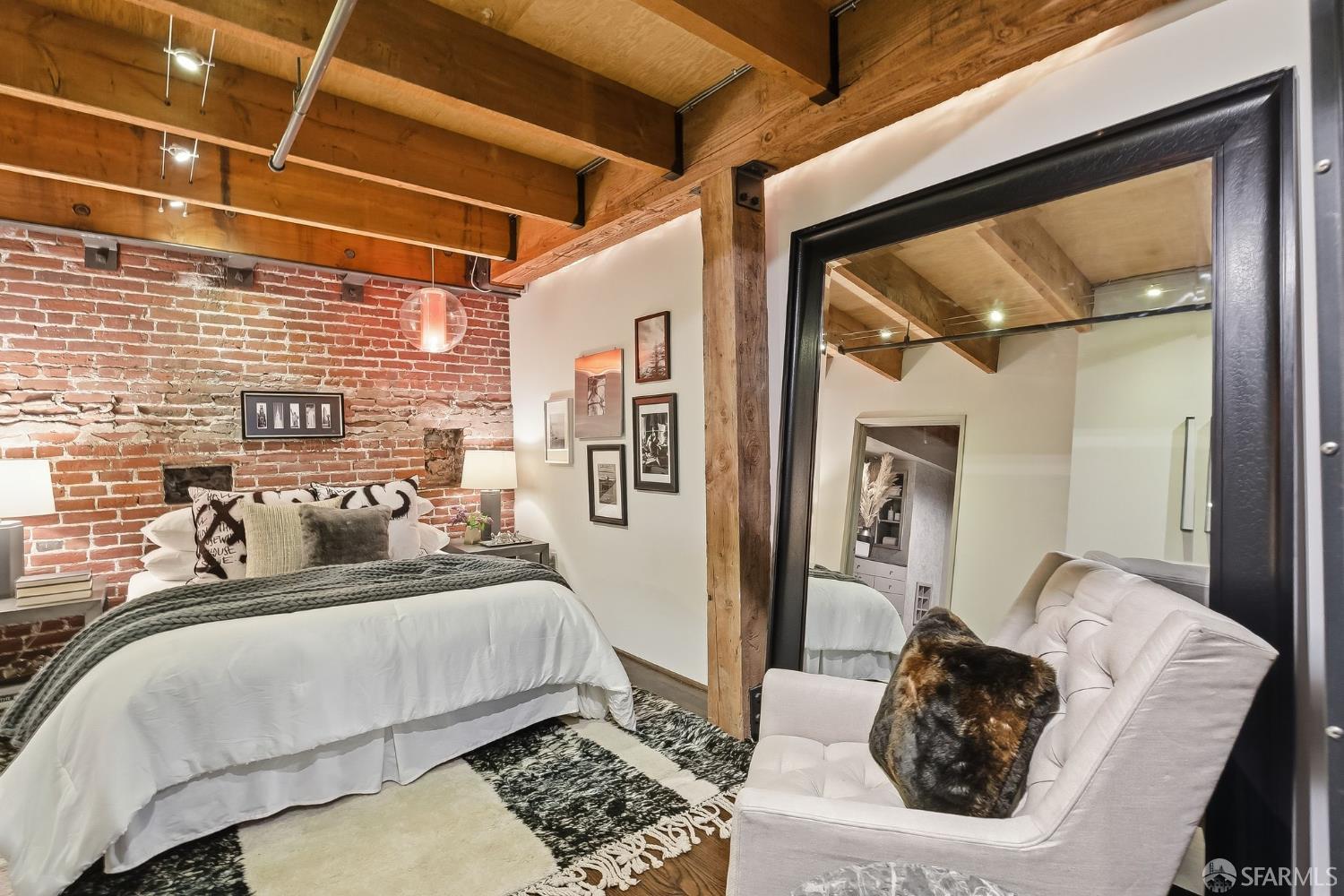 650 Delancey Street # 216