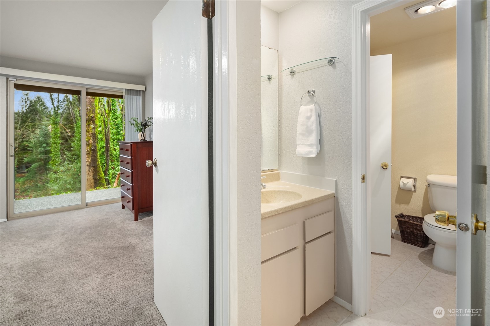 6255 S 153rd Street Unit #E-6, -2539 Unit: E-6