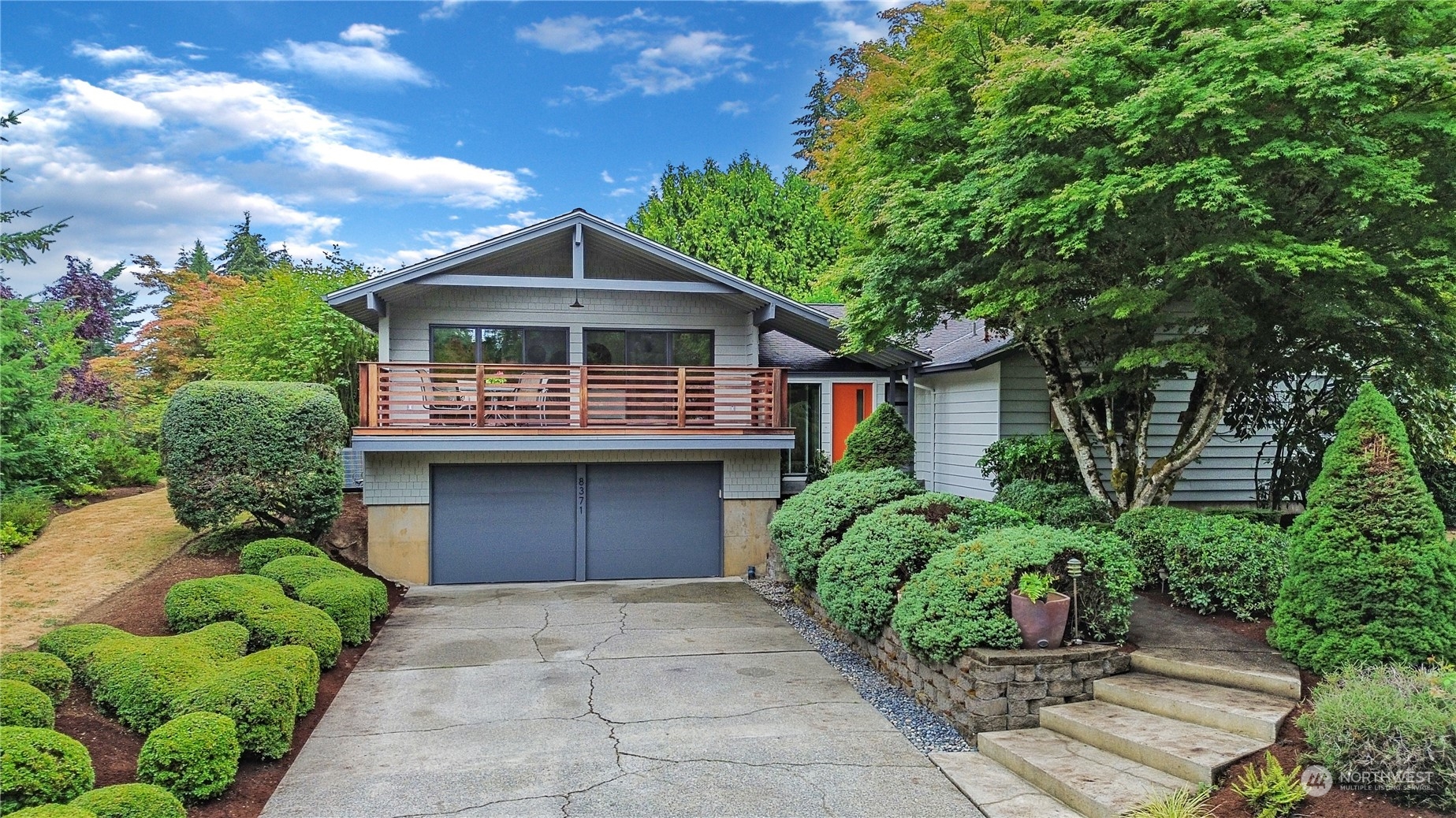 8371 Medway Lane NE