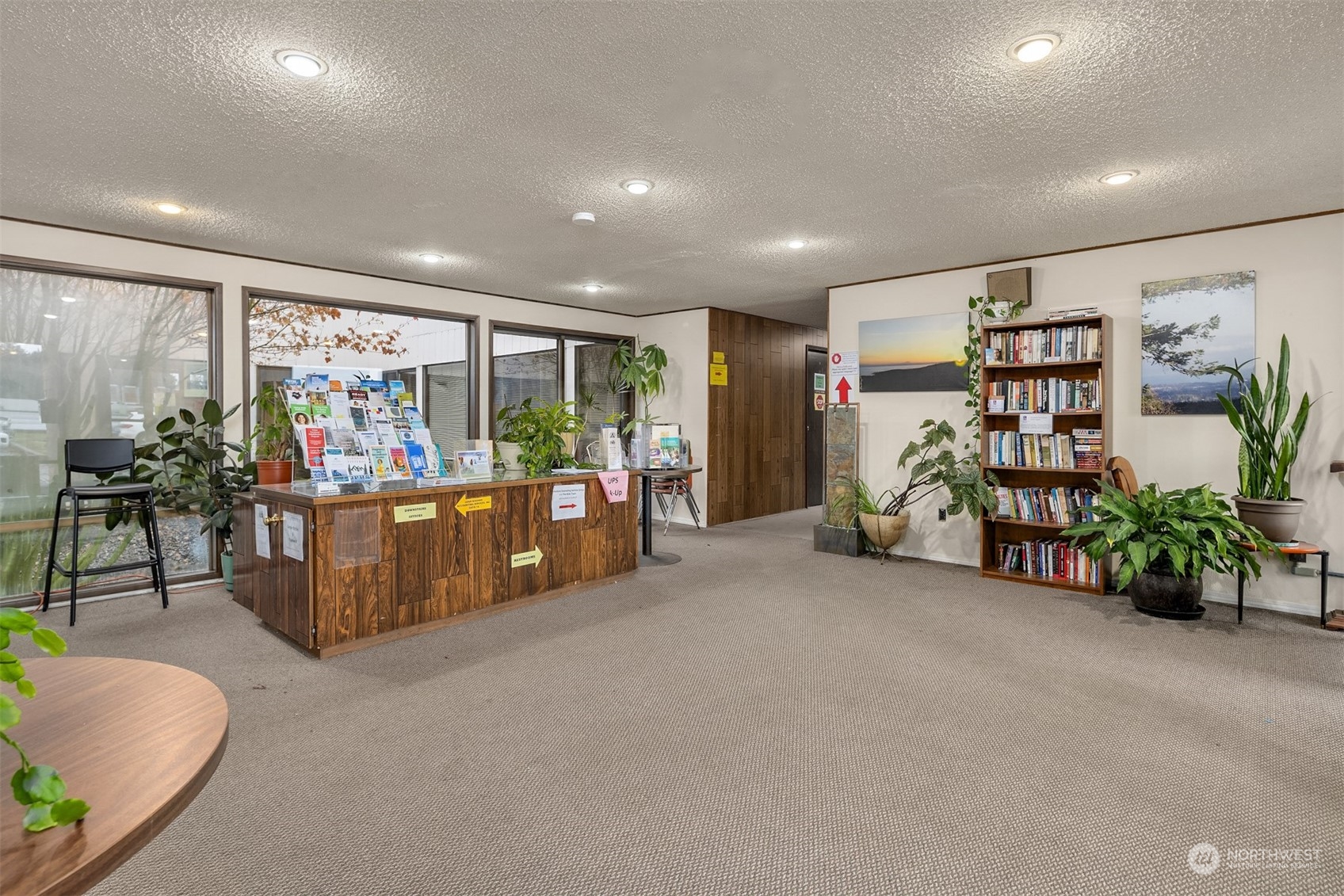 3430 E Hwy 101