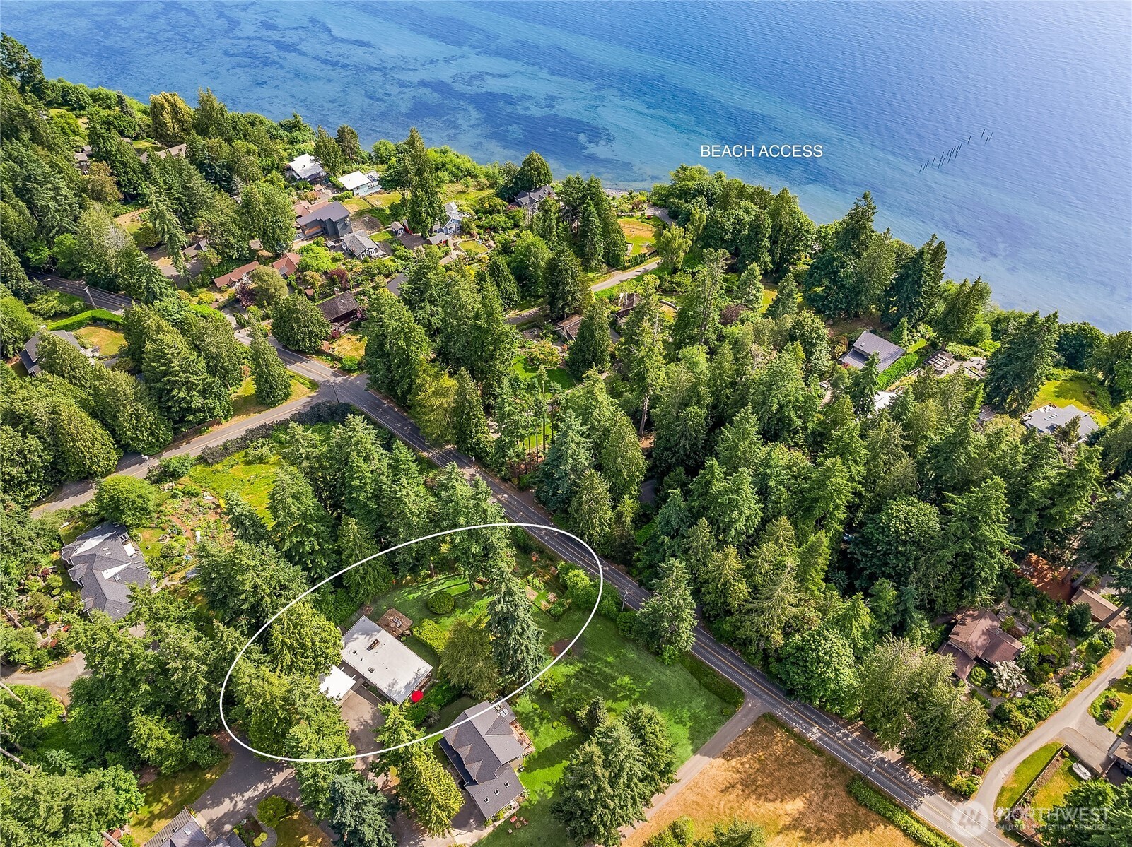 8975 Ferncliff Avenue NE