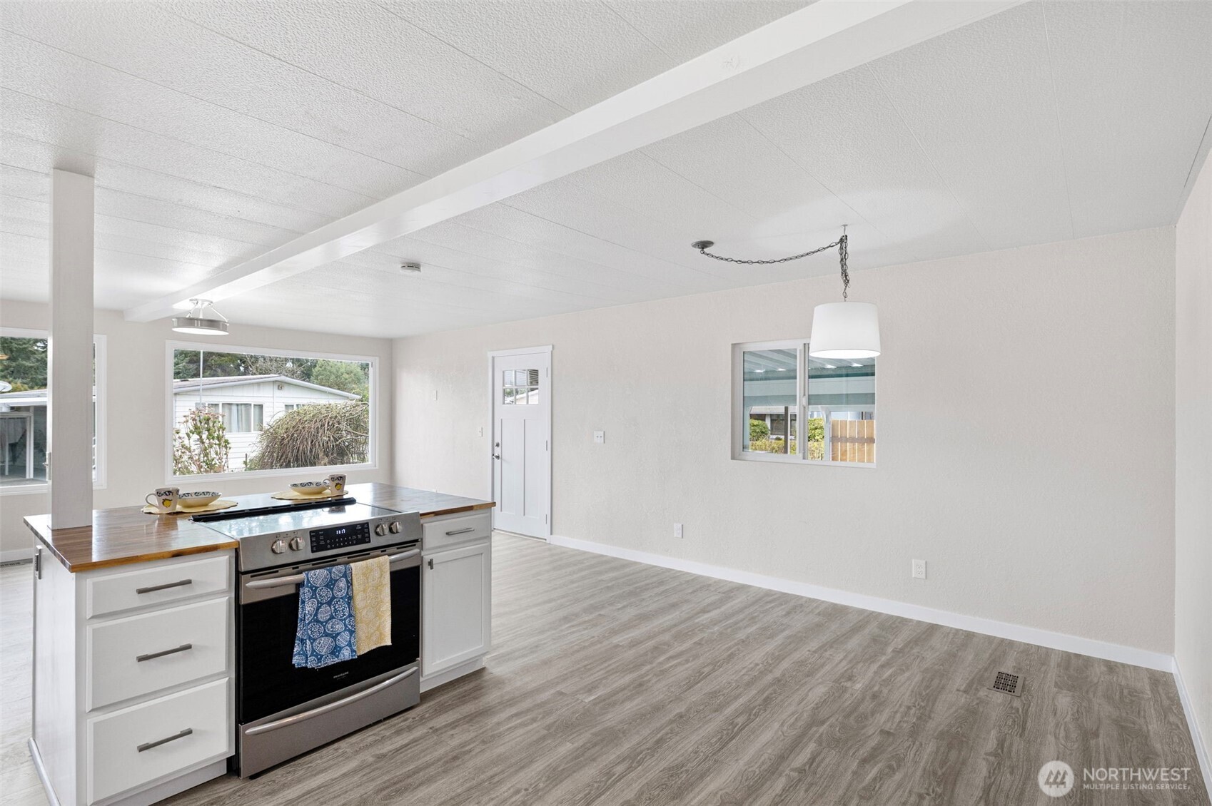 3702 Hunt Street Unit: 21