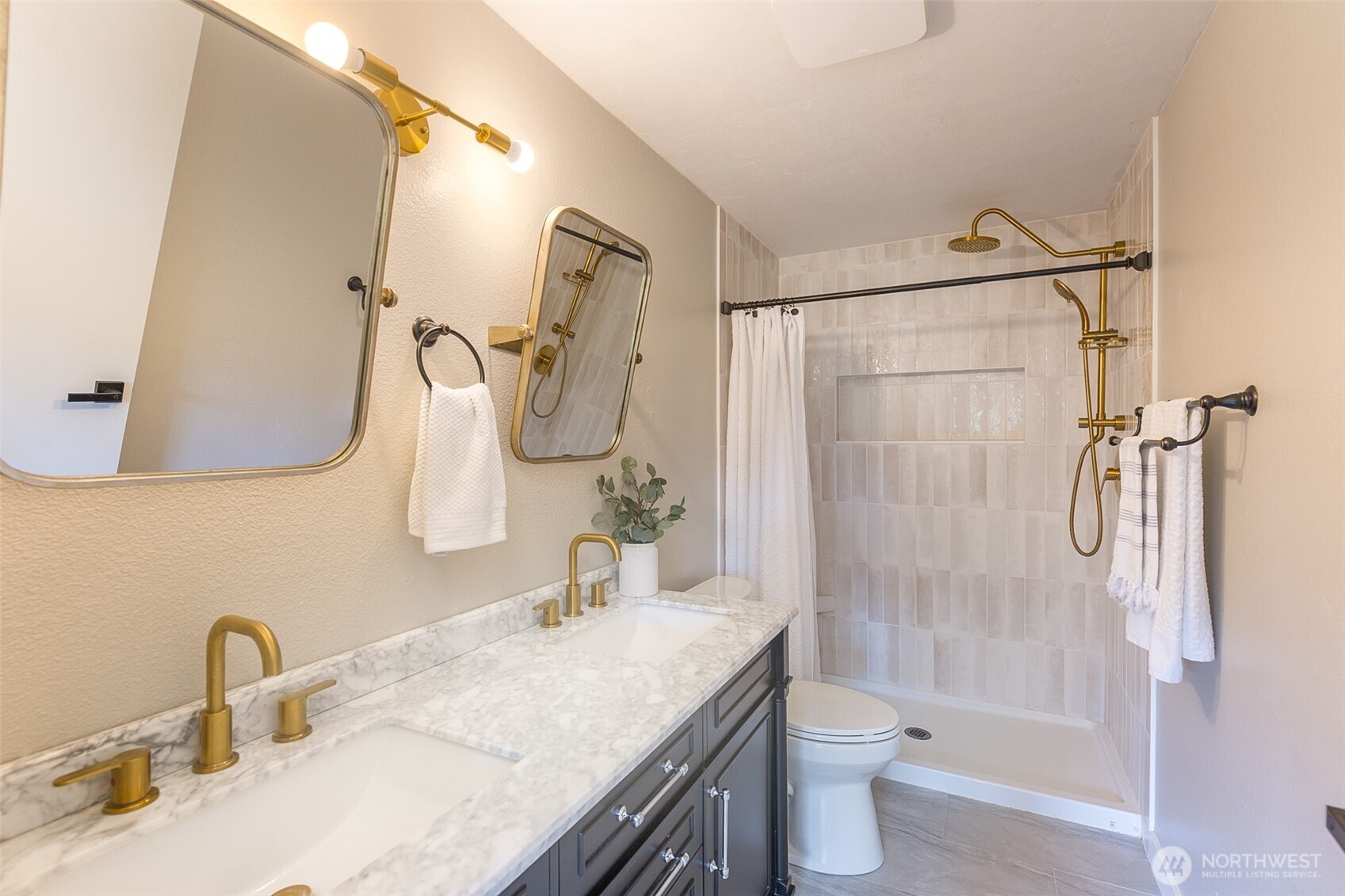 110 Victoria View Street