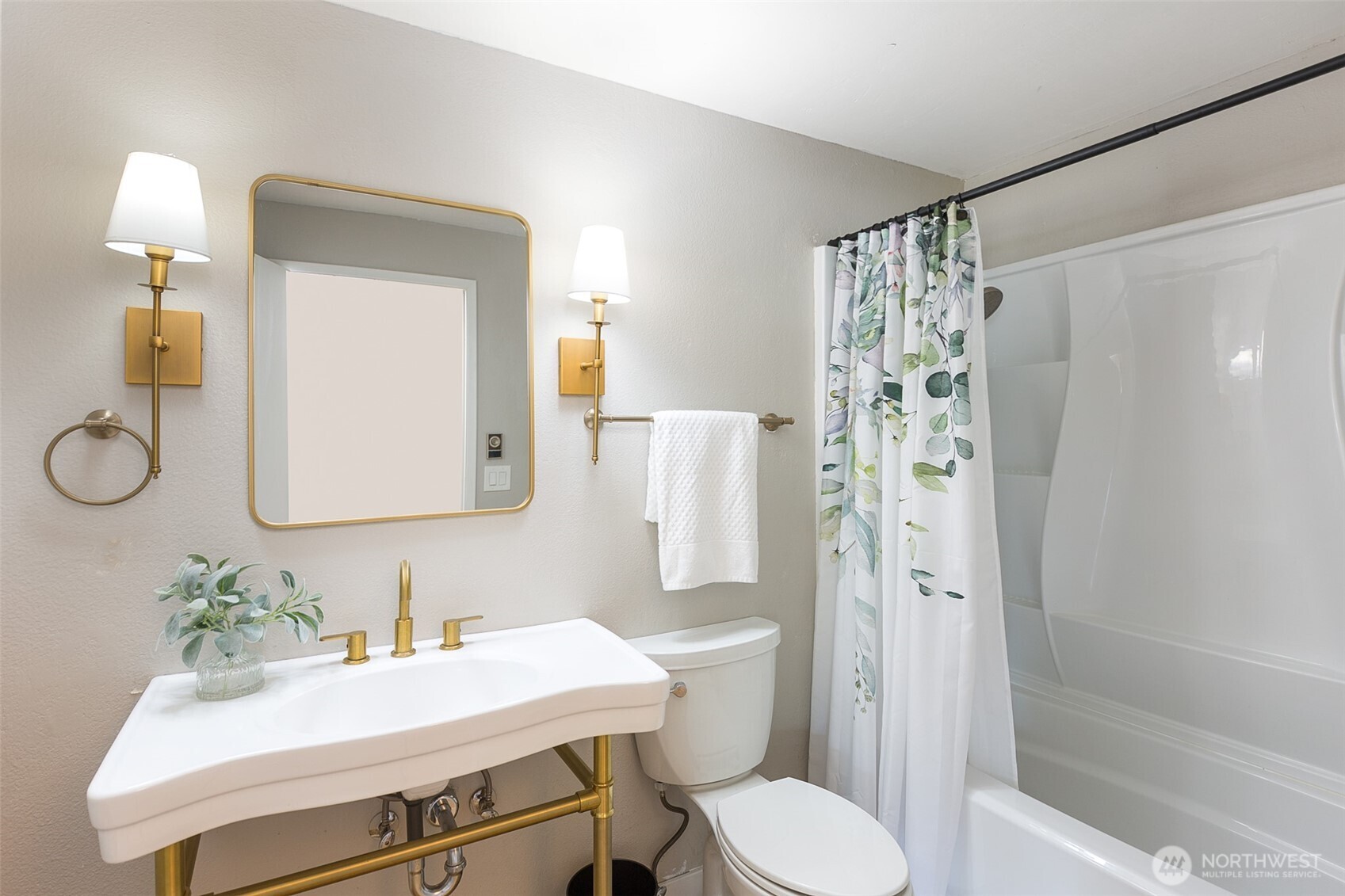 110 Victoria View Street