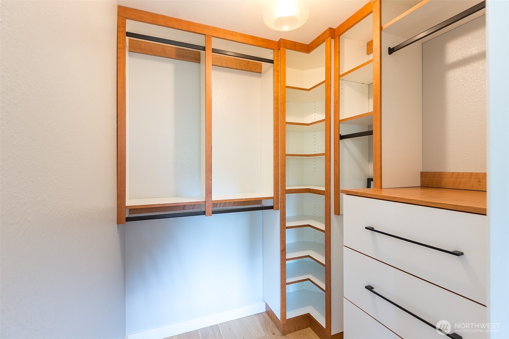 110 Victoria View Street