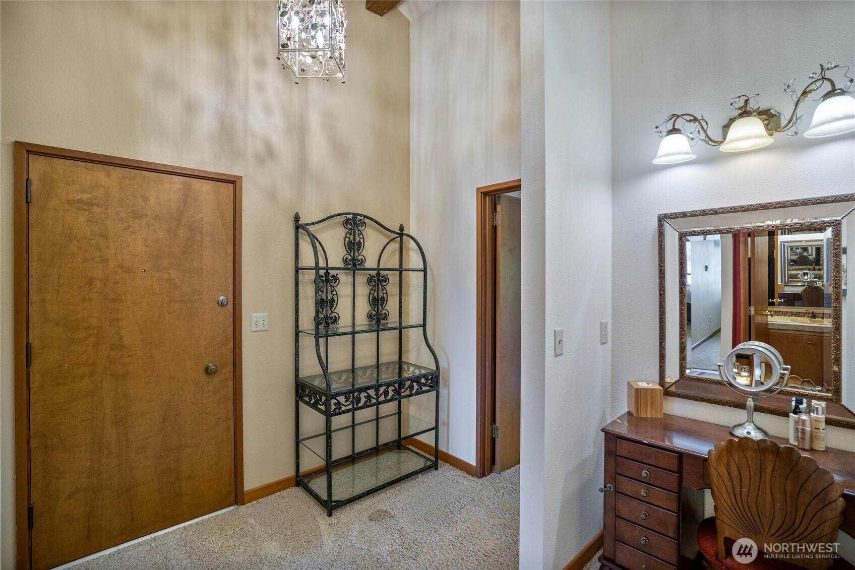 140 Admiralty Ln Unit: 370