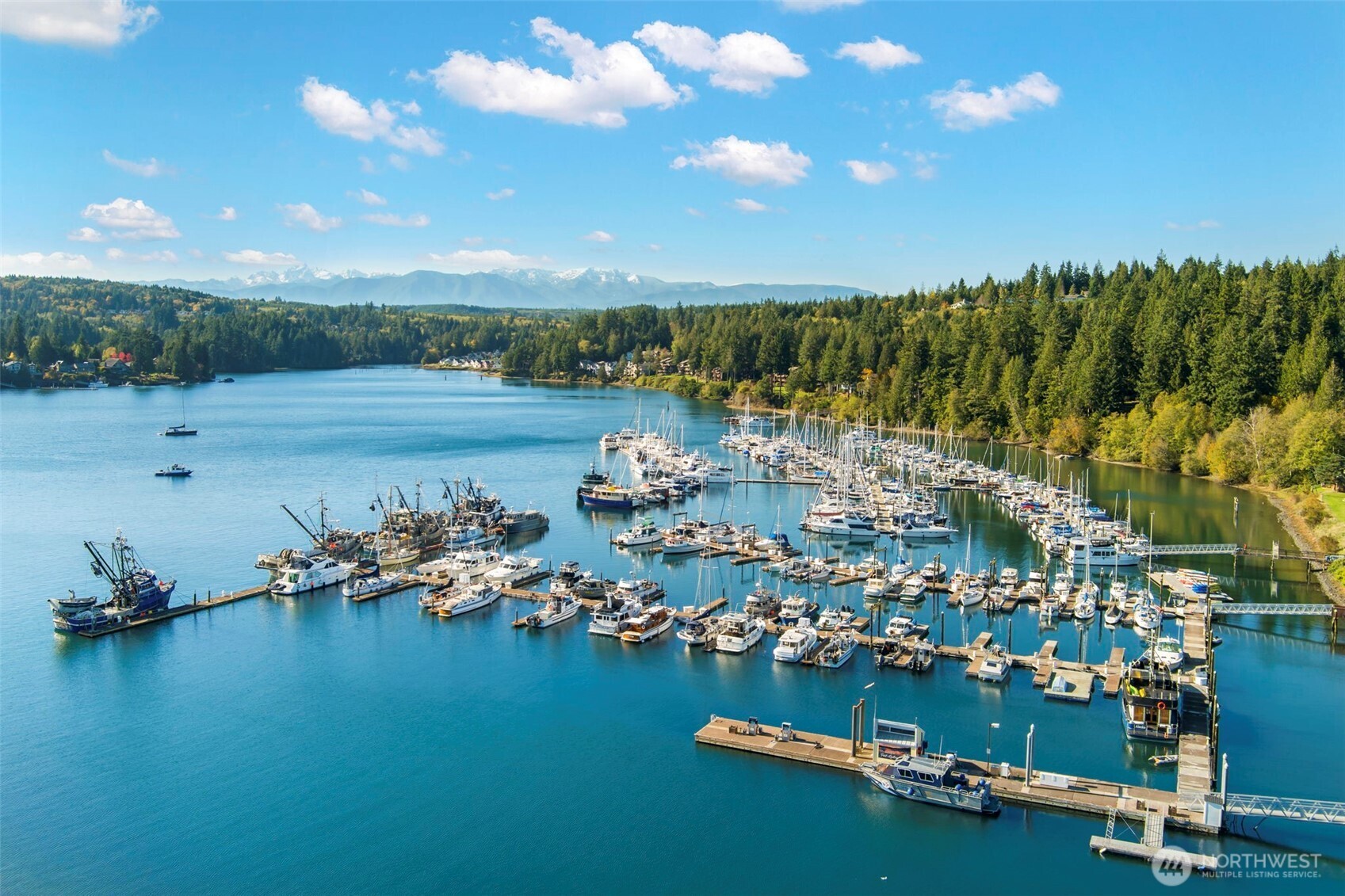 140 Admiralty Ln Unit: 370