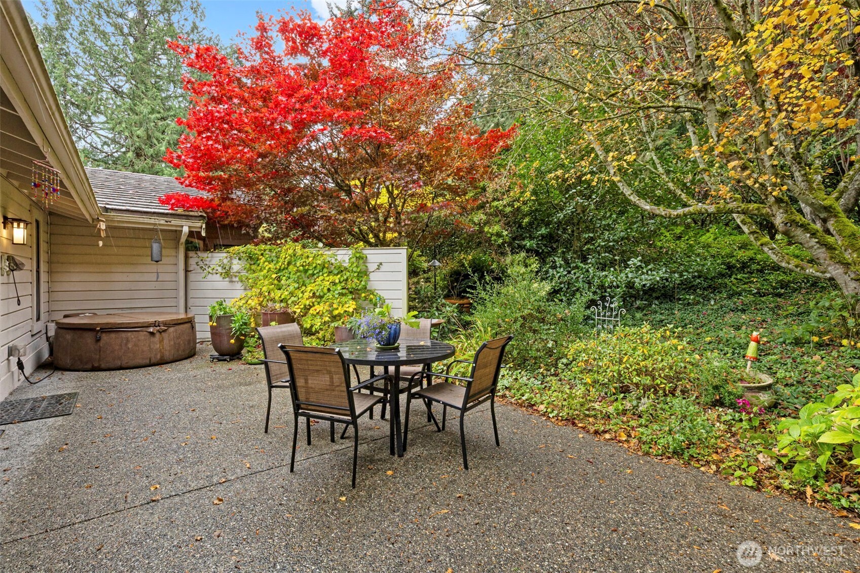 190 Bluffs Dr Unit: 1