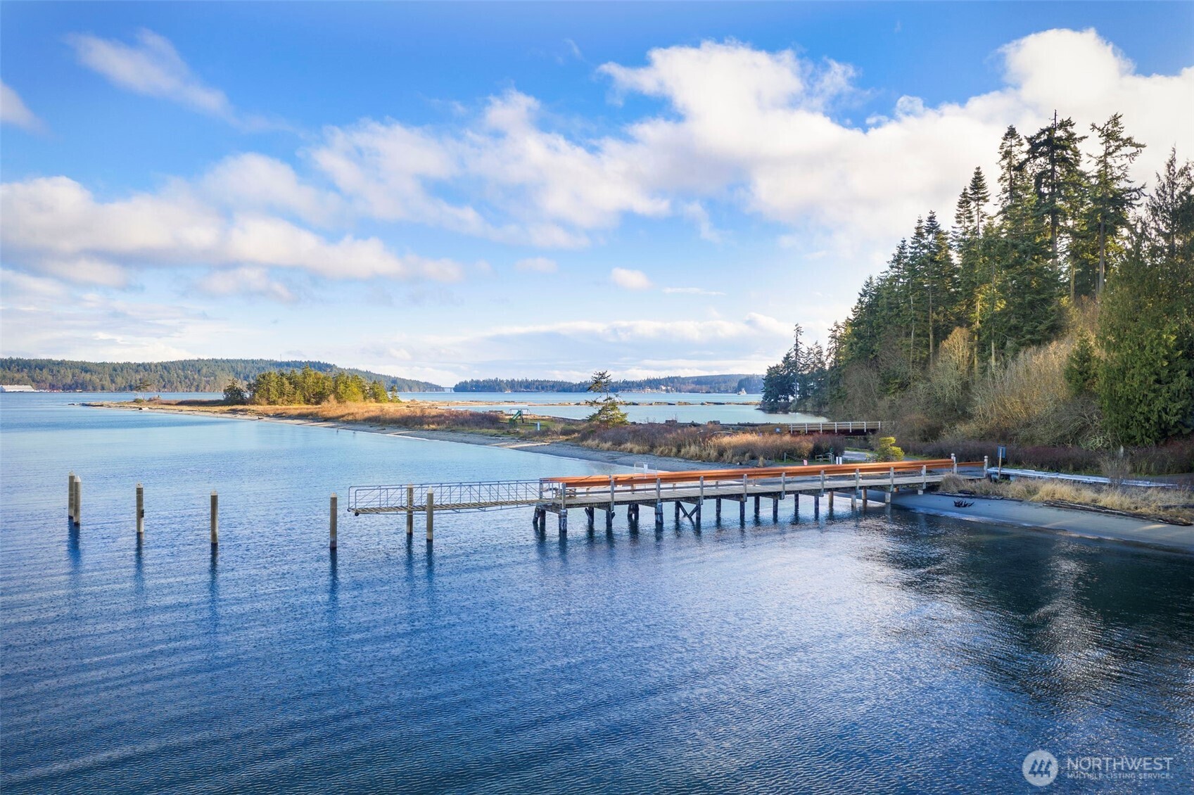 190 Bluffs Dr Unit: 1