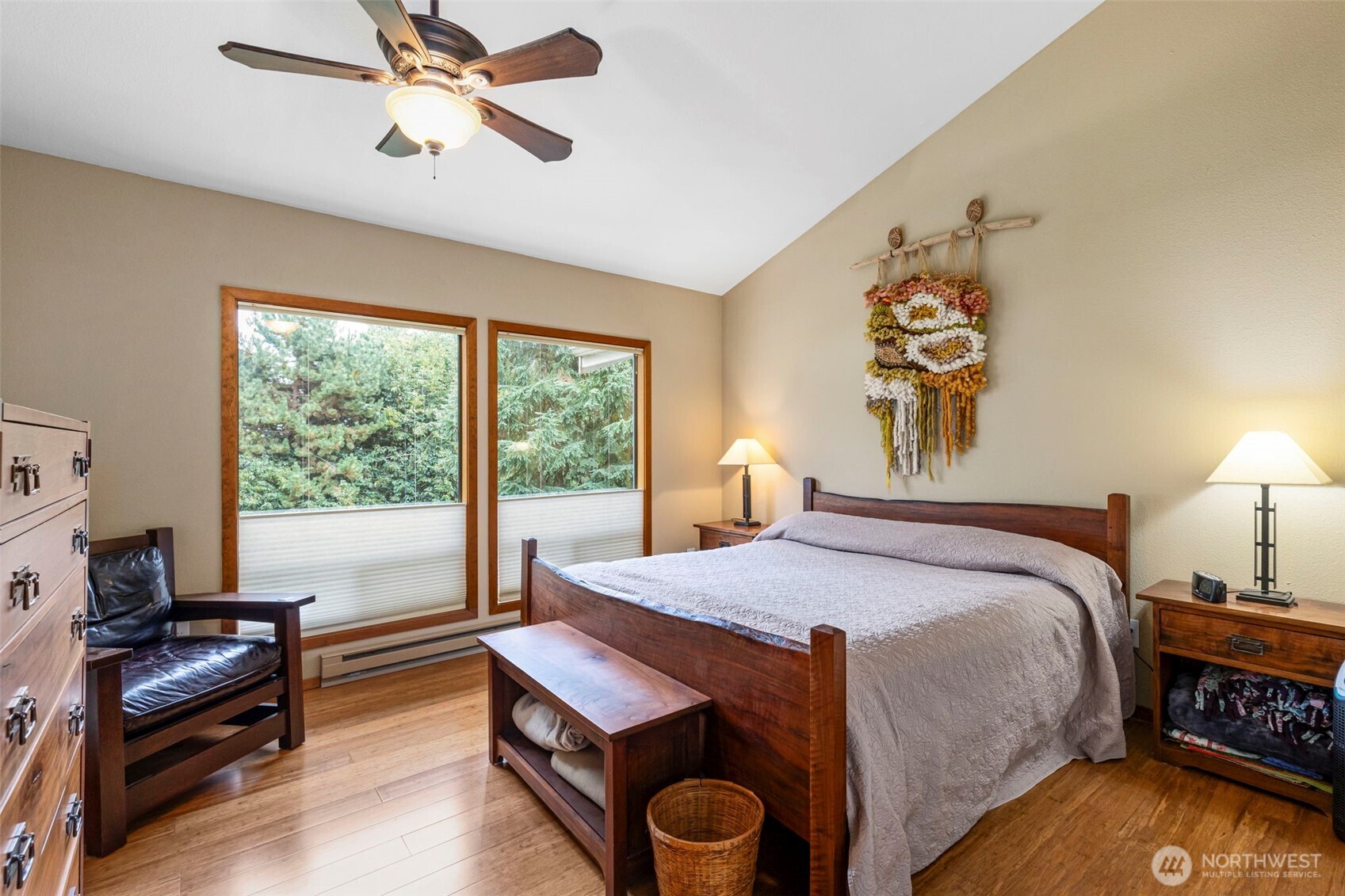 190 Bluffs Dr Unit: 1