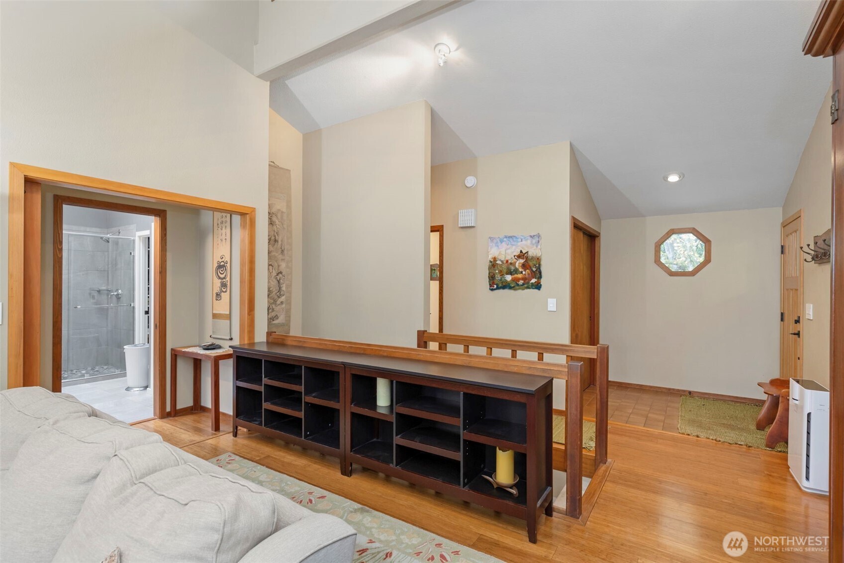 190 Bluffs Dr Unit: 1
