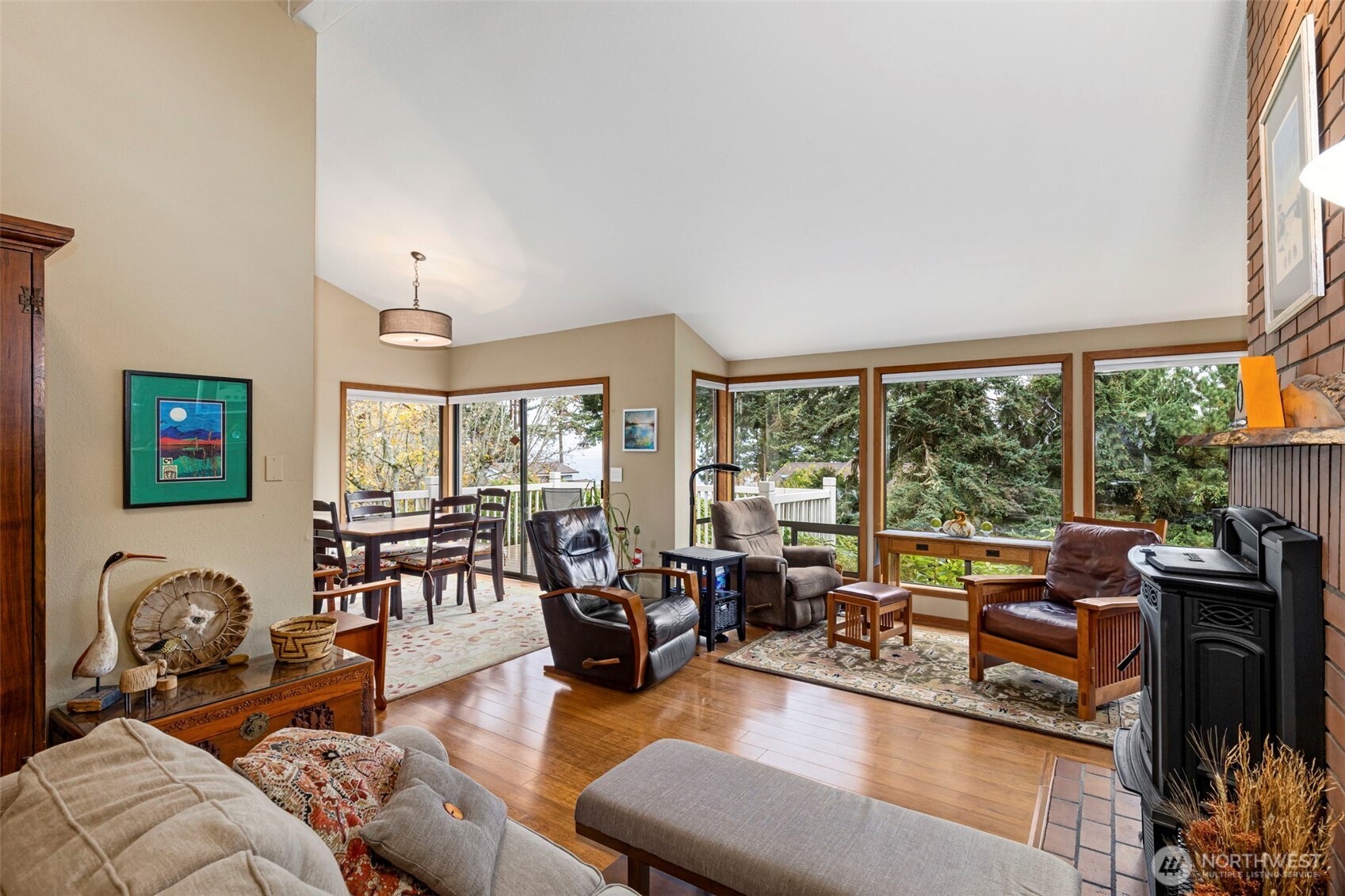 190 Bluffs Dr Unit: 1