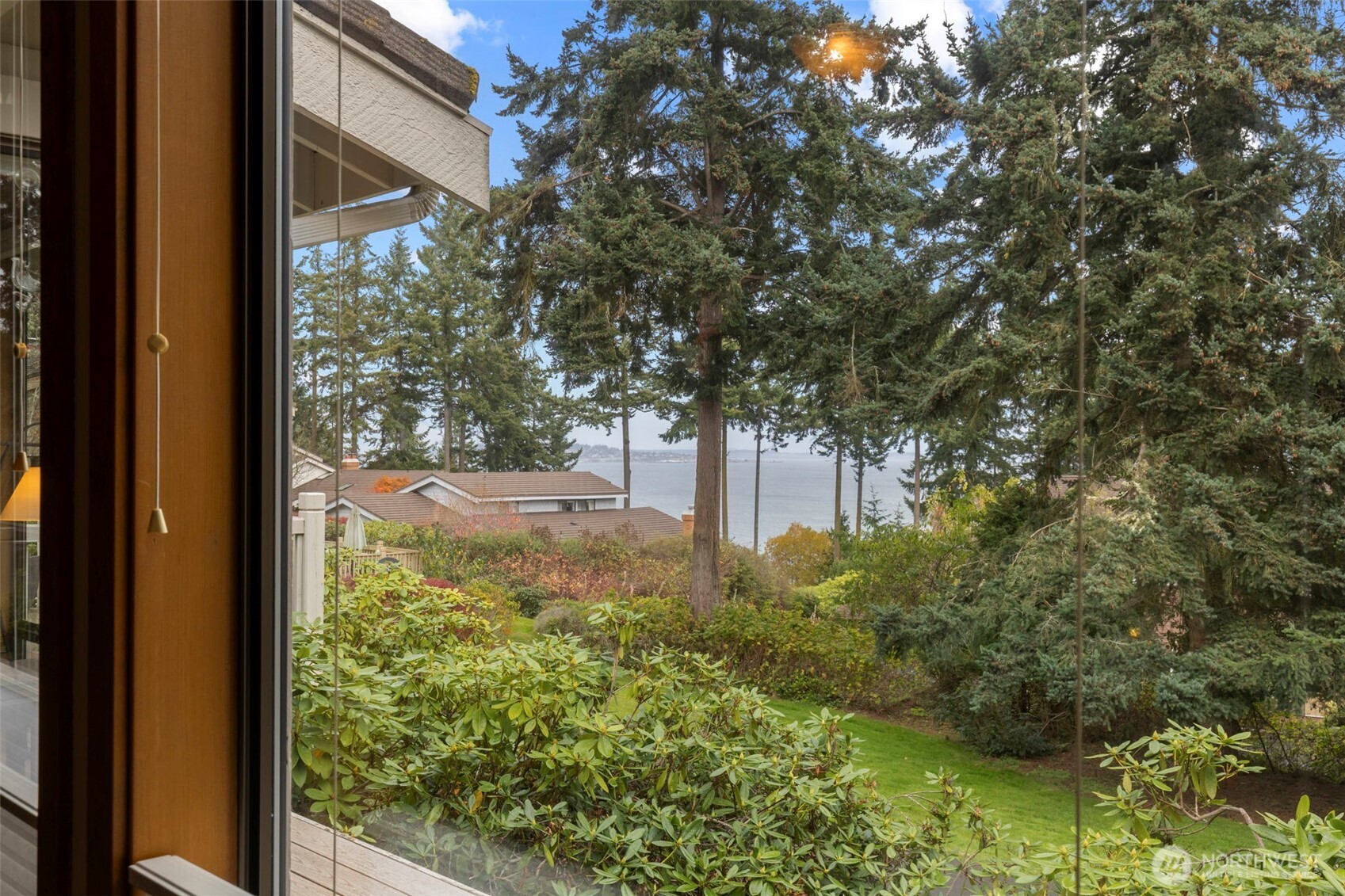 190 Bluffs Dr Unit: 1