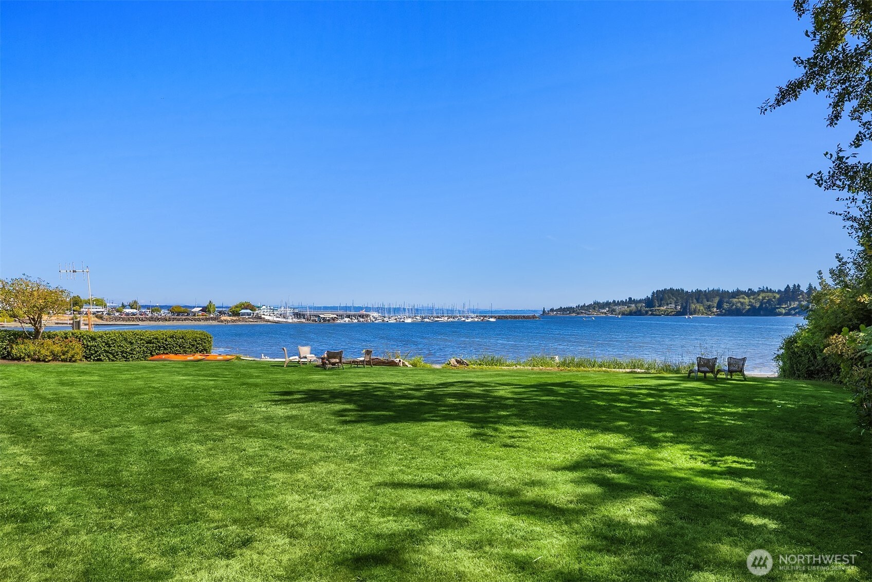 10809 NE West Kingston Road