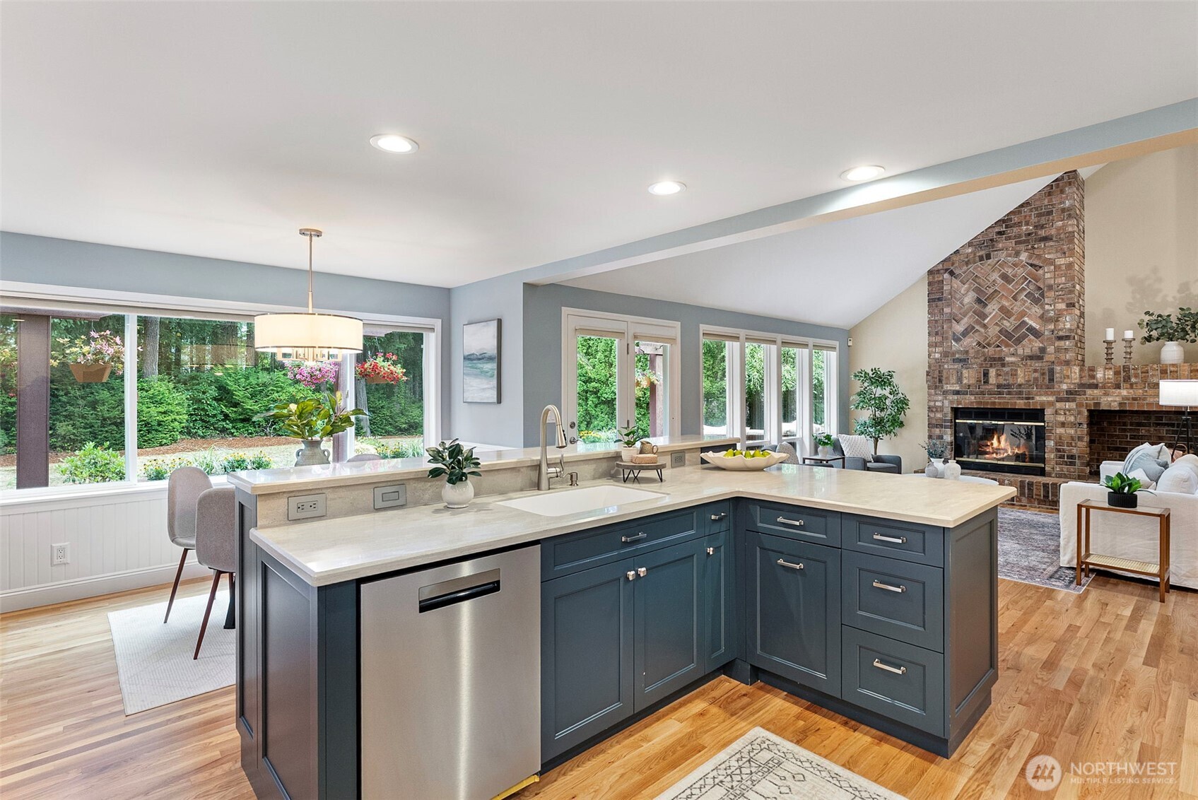 6800 Cathedral Place NW