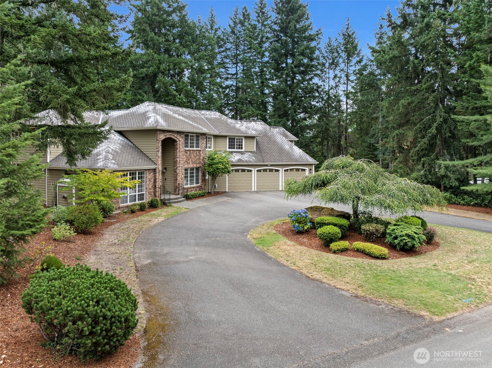 6800 Cathedral Place NW