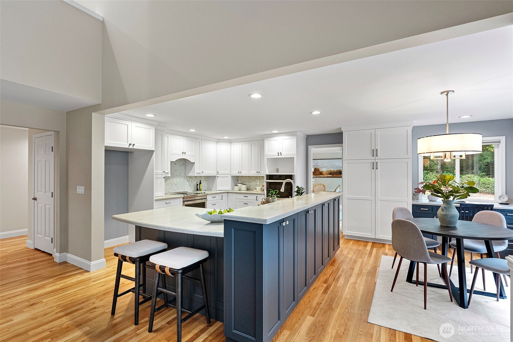 6800 Cathedral Place NW