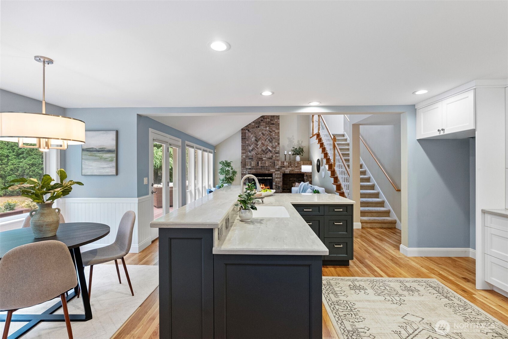 6800 Cathedral Place NW