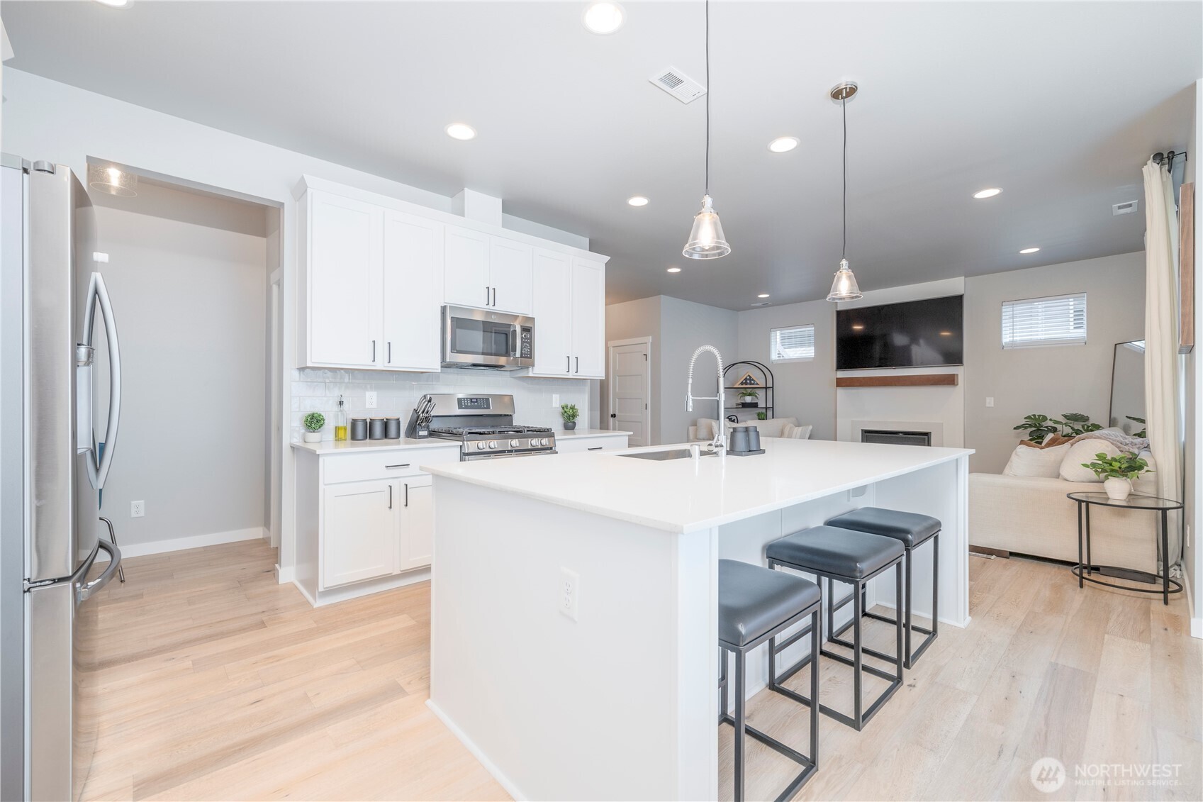 8742 69th Street NE