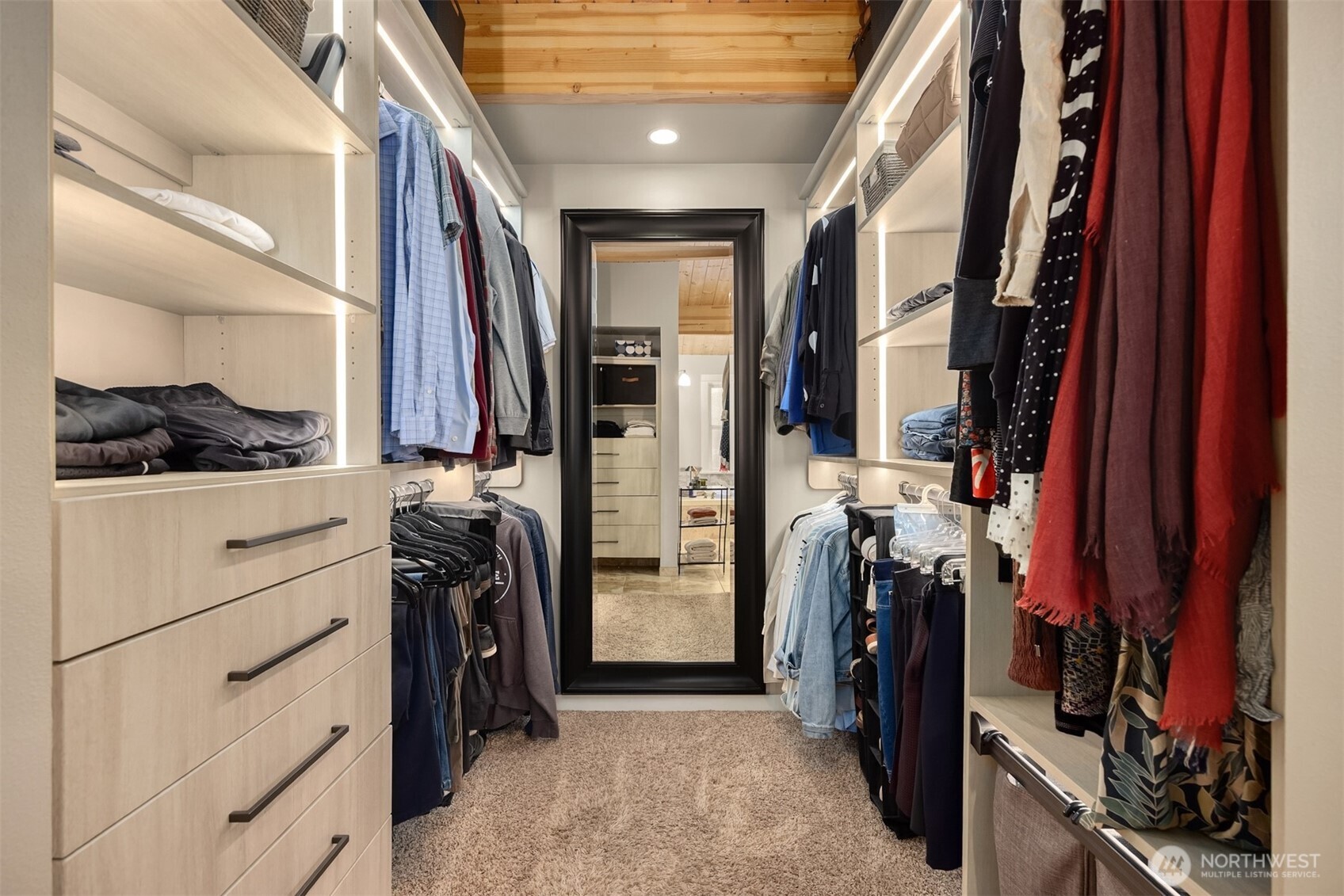 9488 Katherine Place NE