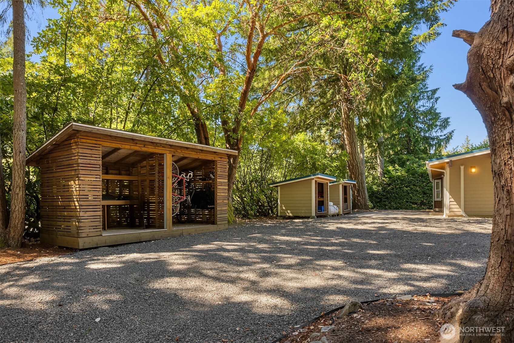 9488 Katherine Place NE