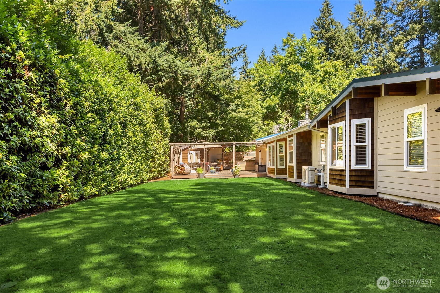 9488 Katherine Place NE