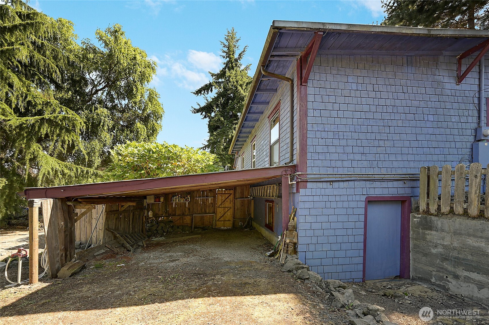 371 E Price Street