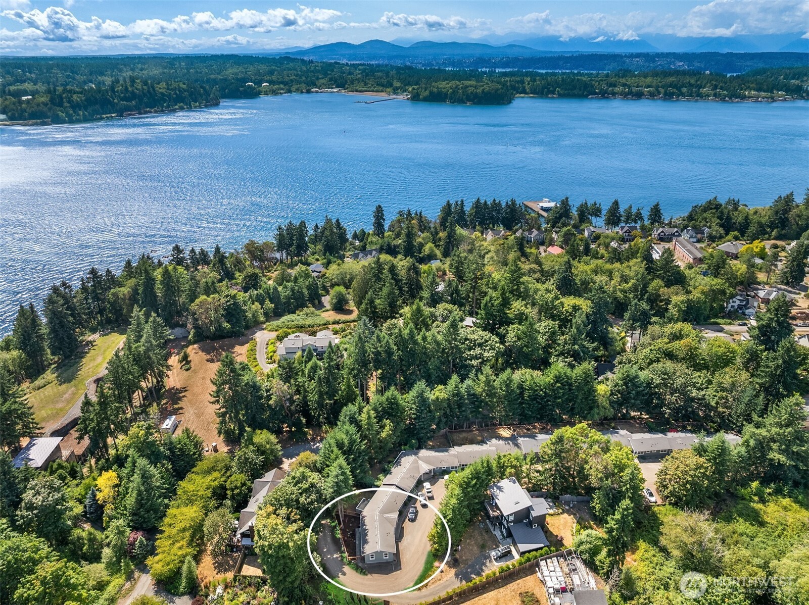 1574 NE Park View Drive Unit: 1