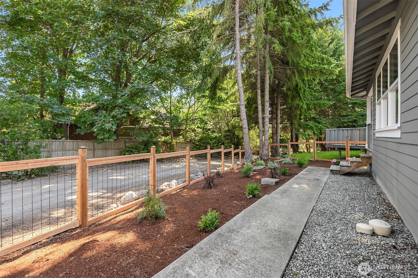 1574 NE Park View Drive Unit: 1