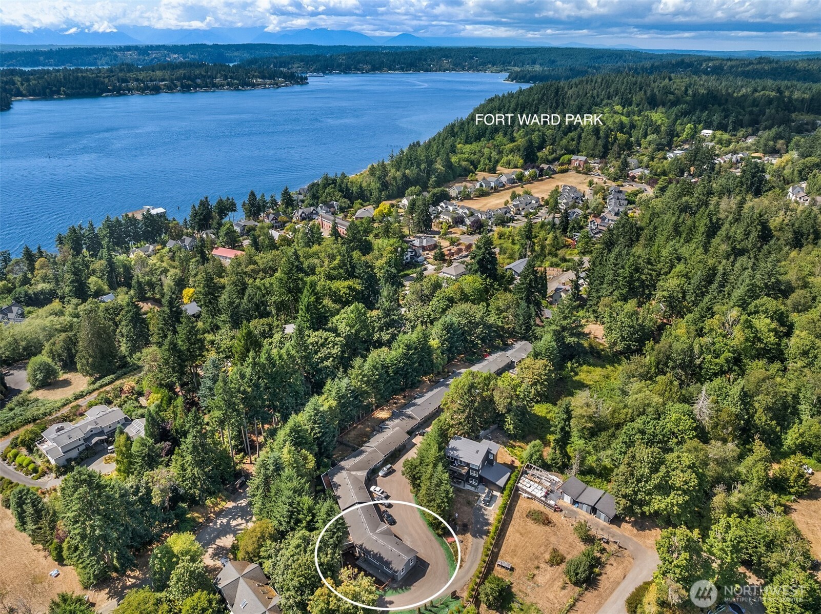 1574 NE Park View Drive Unit: 1