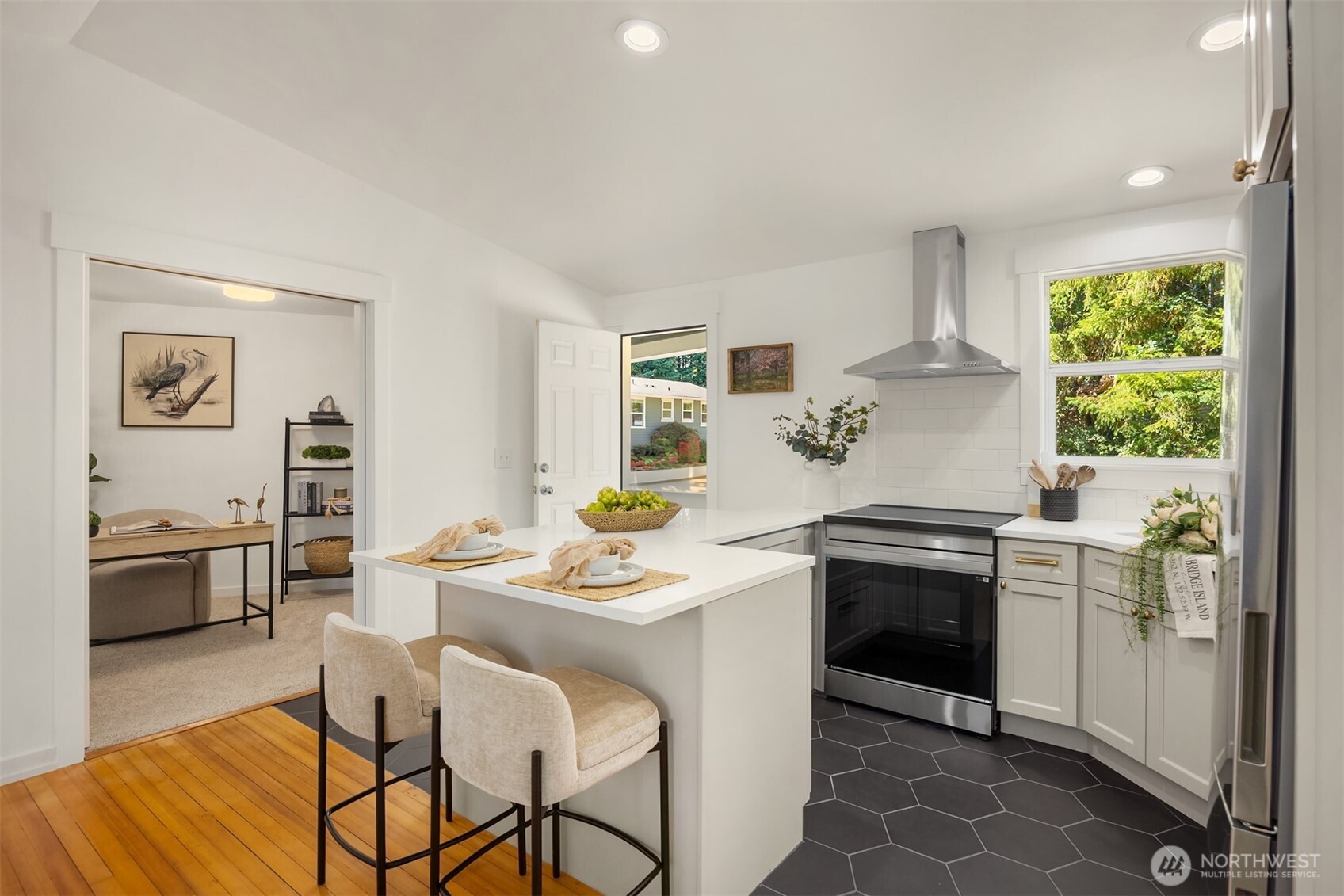 1574 NE Park View Drive Unit: 1