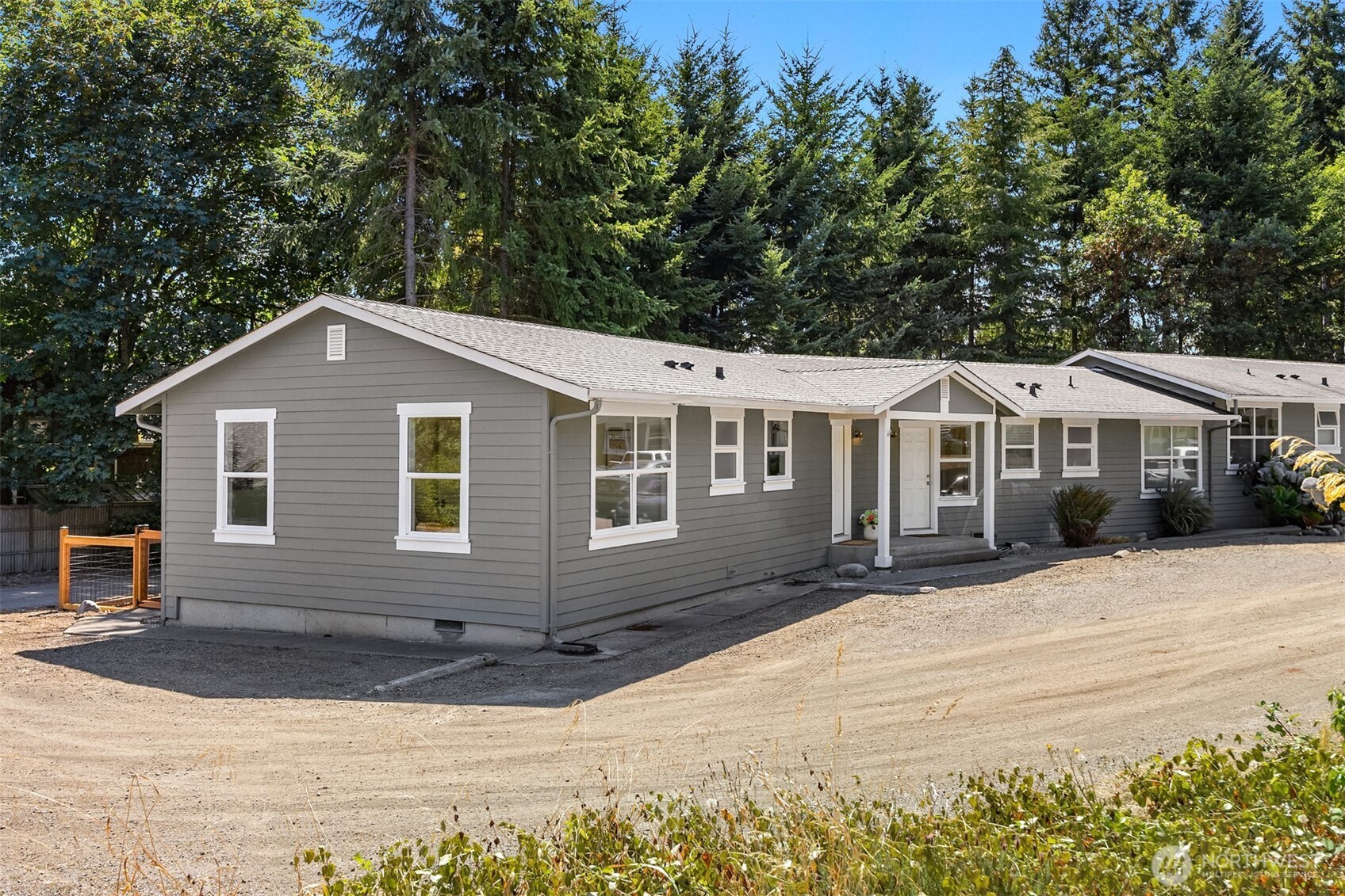 1574 NE Park View Drive Unit: 1