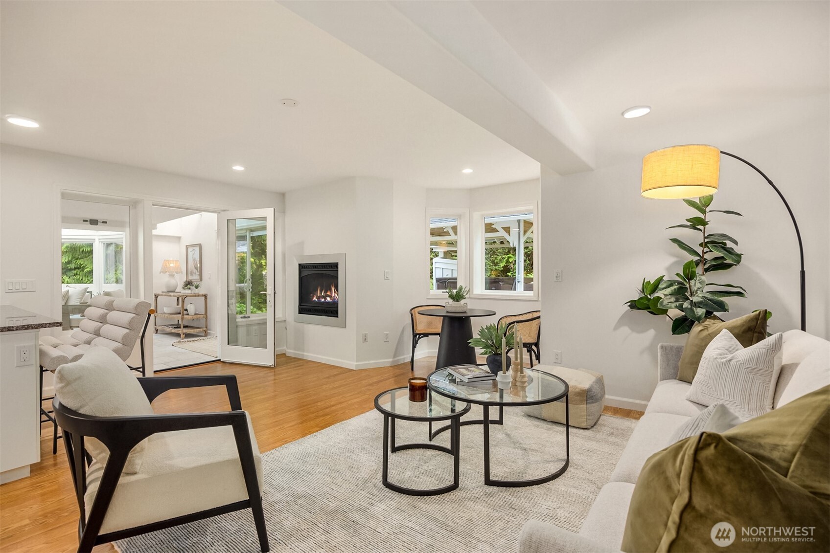 11710 Arrow Point Drive NE