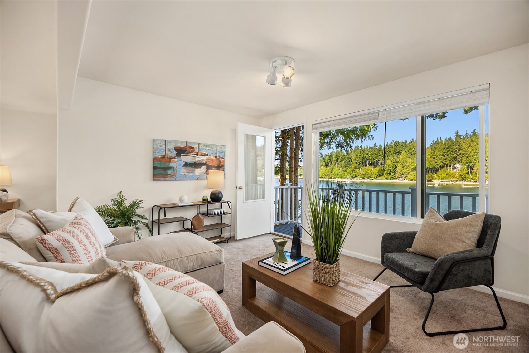 11710 Arrow Point Drive NE