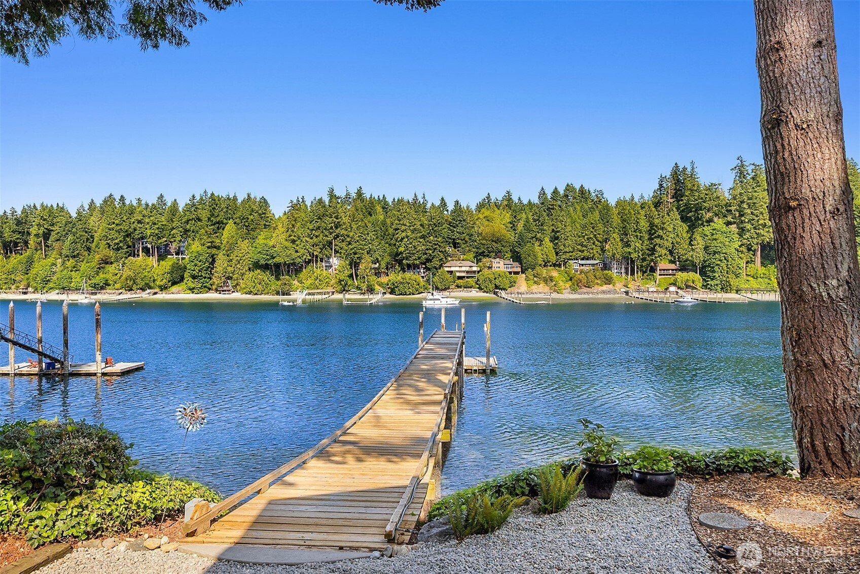 11710 Arrow Point Drive NE