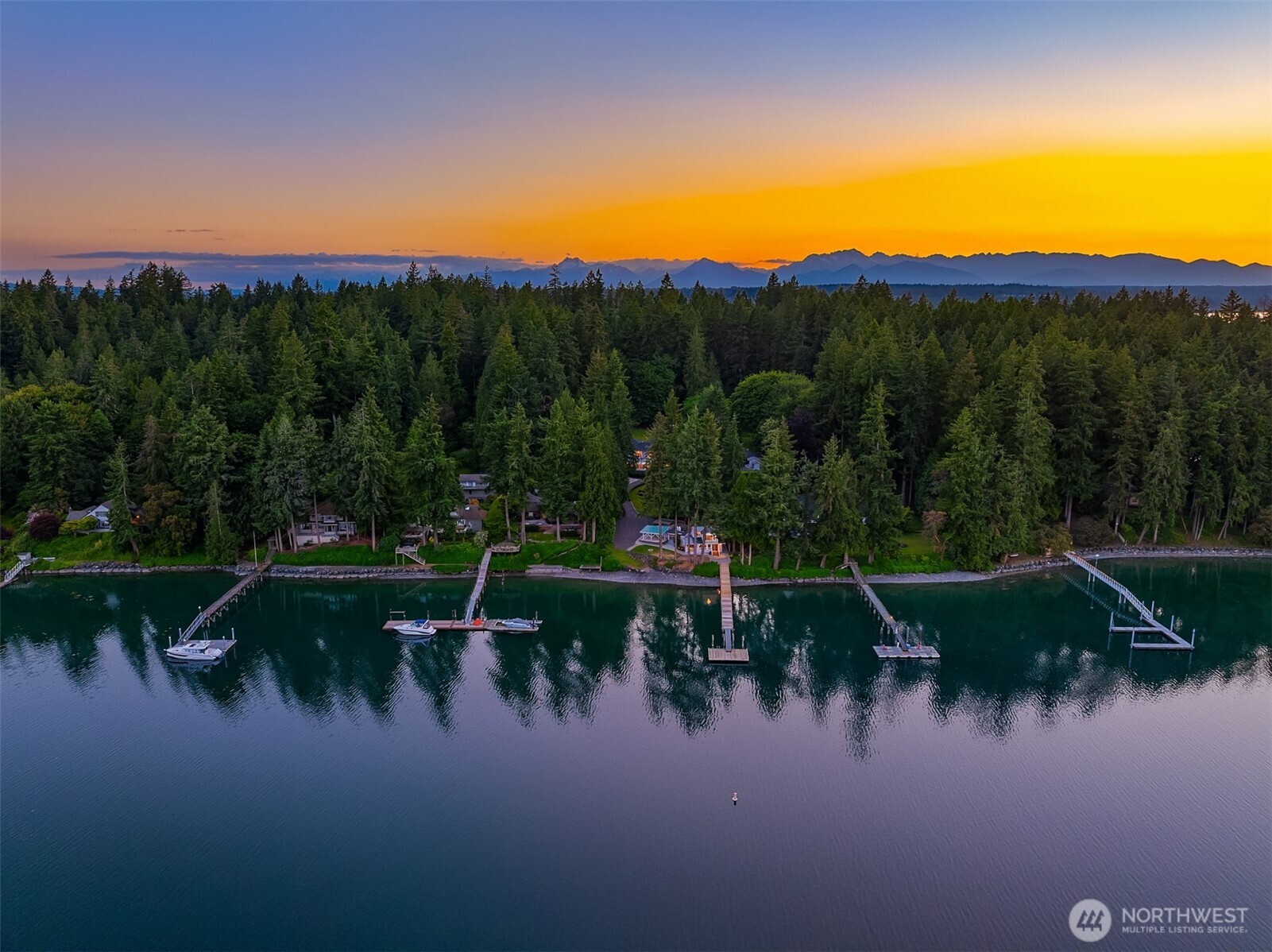 11710 Arrow Point Drive NE