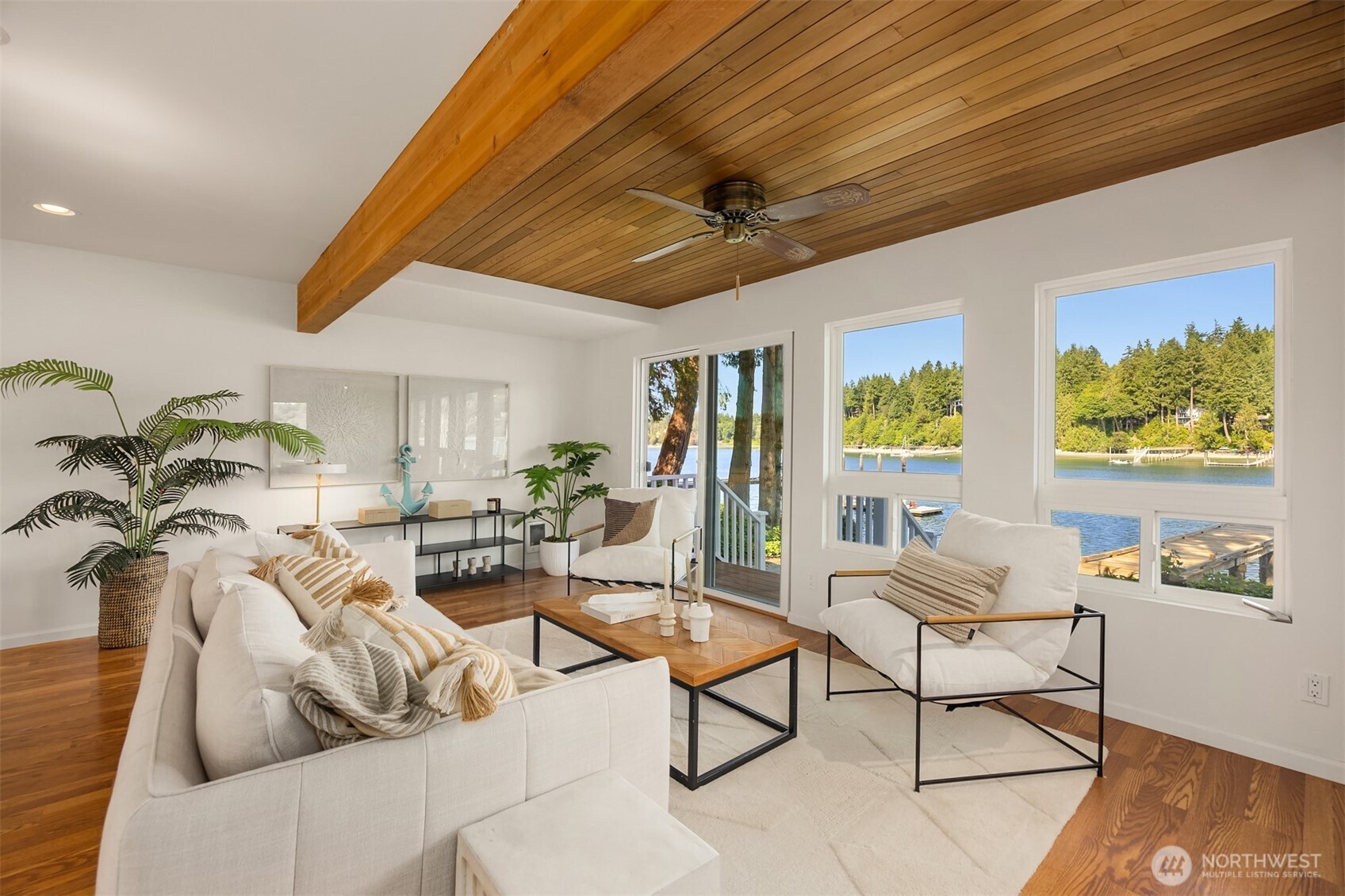 11710 Arrow Point Drive NE