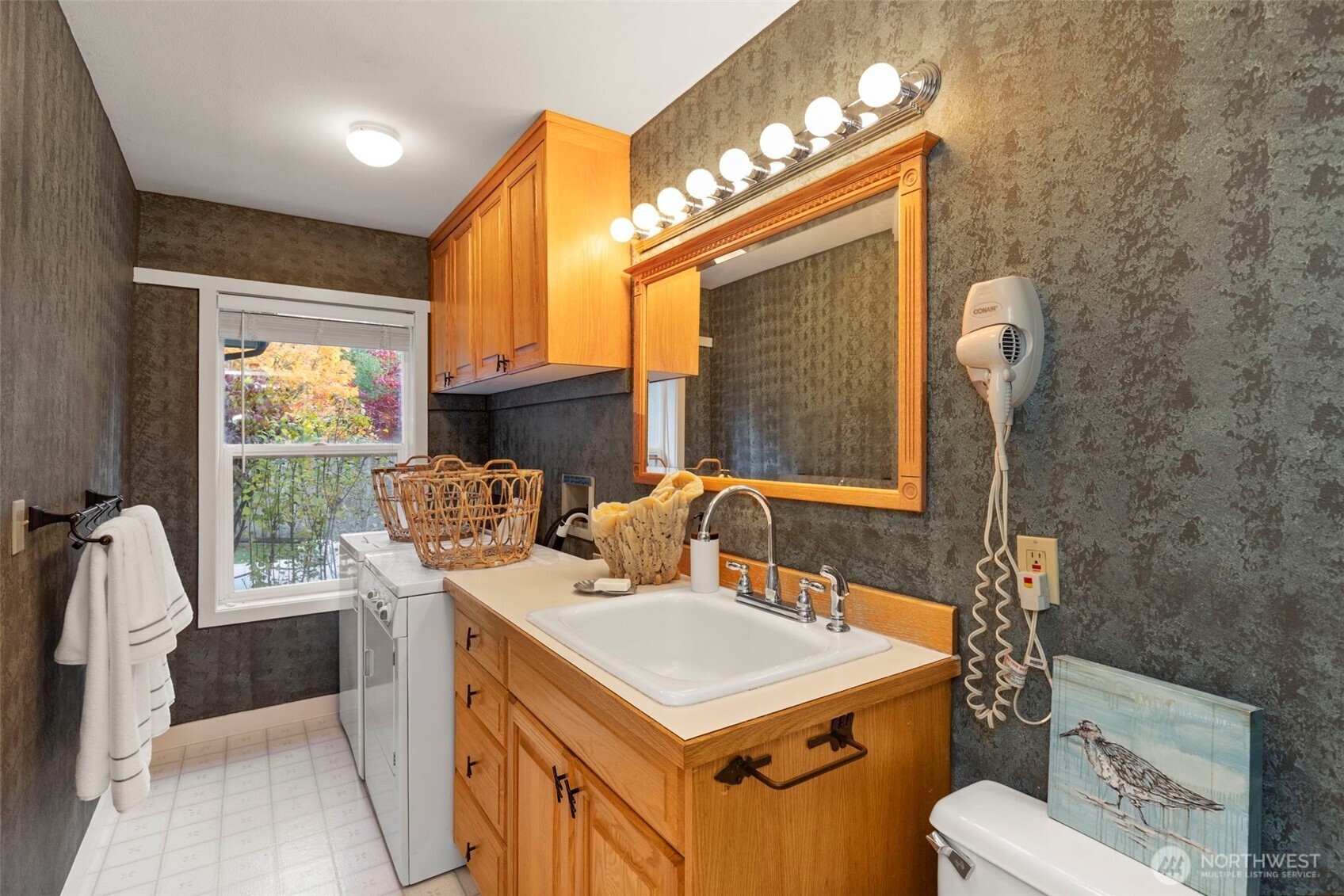 6725 NE Sid Price Road