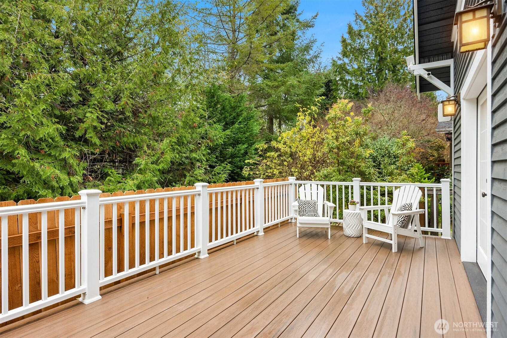 9641 NE North Town Loop