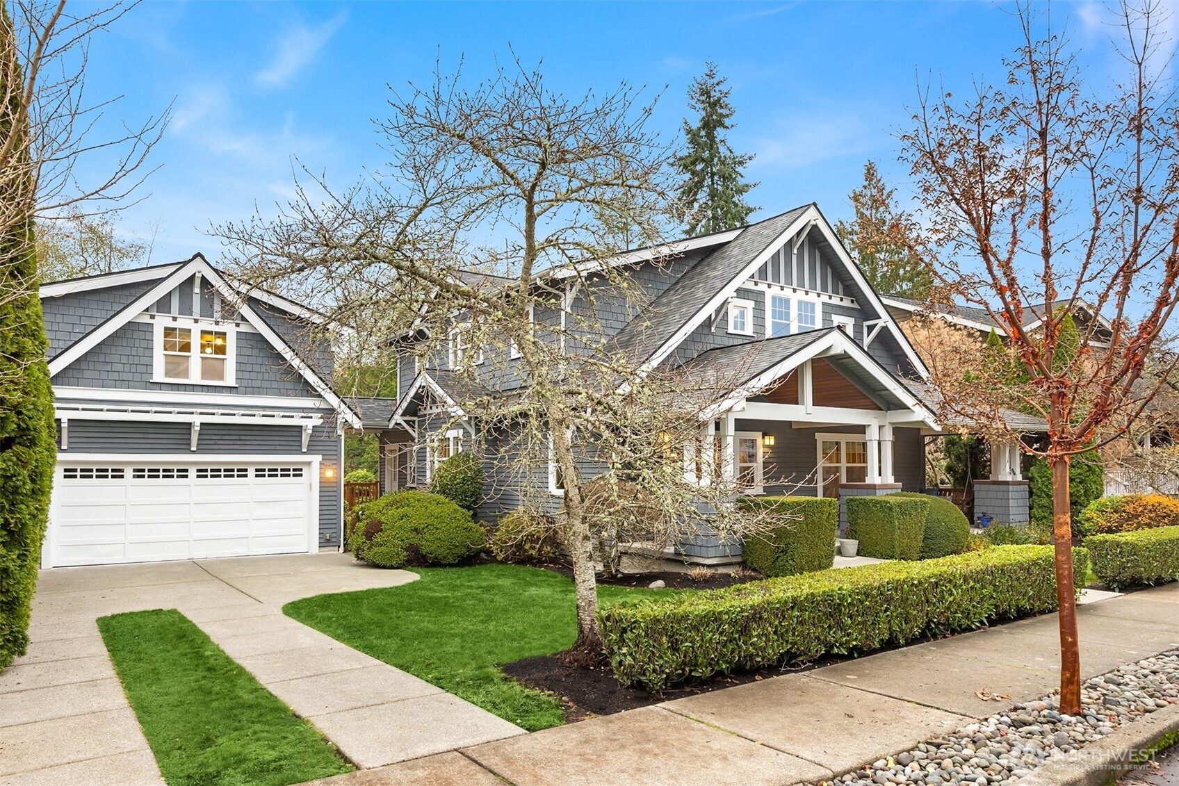 9641 NE North Town Loop